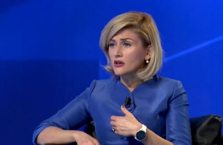 Kusari-Lila: Zgjedhjet janë e vetmja zgjidhje pas situatës së krijuar politike në Kosovë