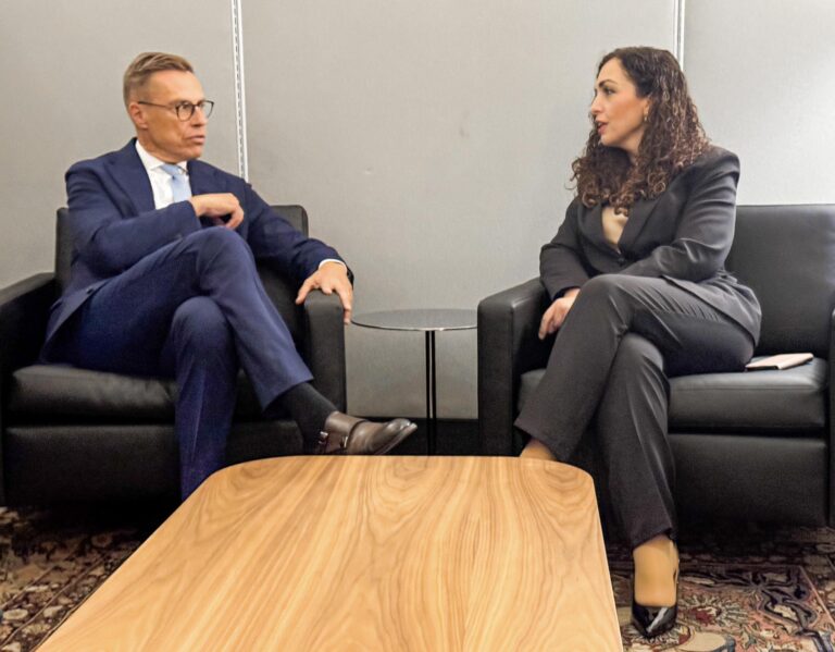 Presidentja Osmani takoi Presidentin e Finlandës, Alexander Stubb