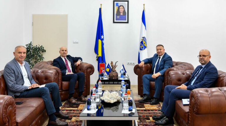 Ambasadori i Malit të Zi vizitoi Policinë e Kosovës
