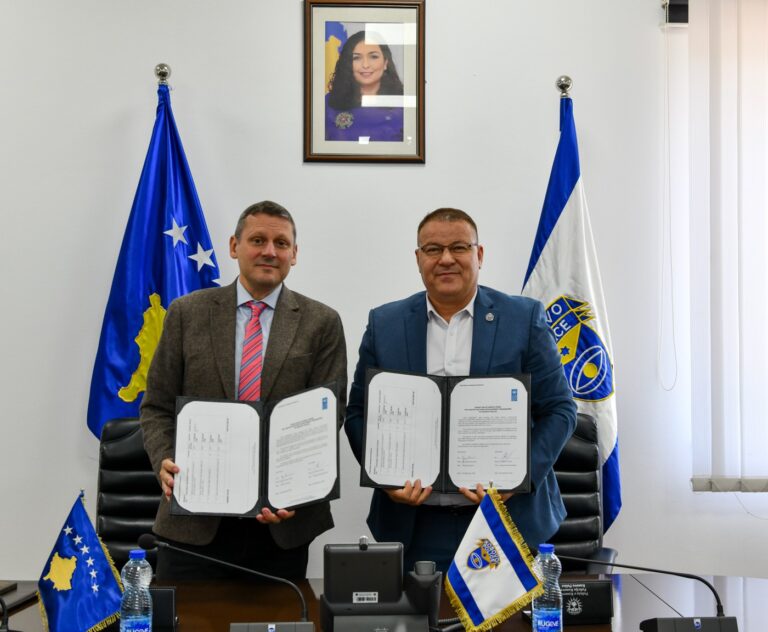 Policia e Kosovës pranon donacion nga UNDP