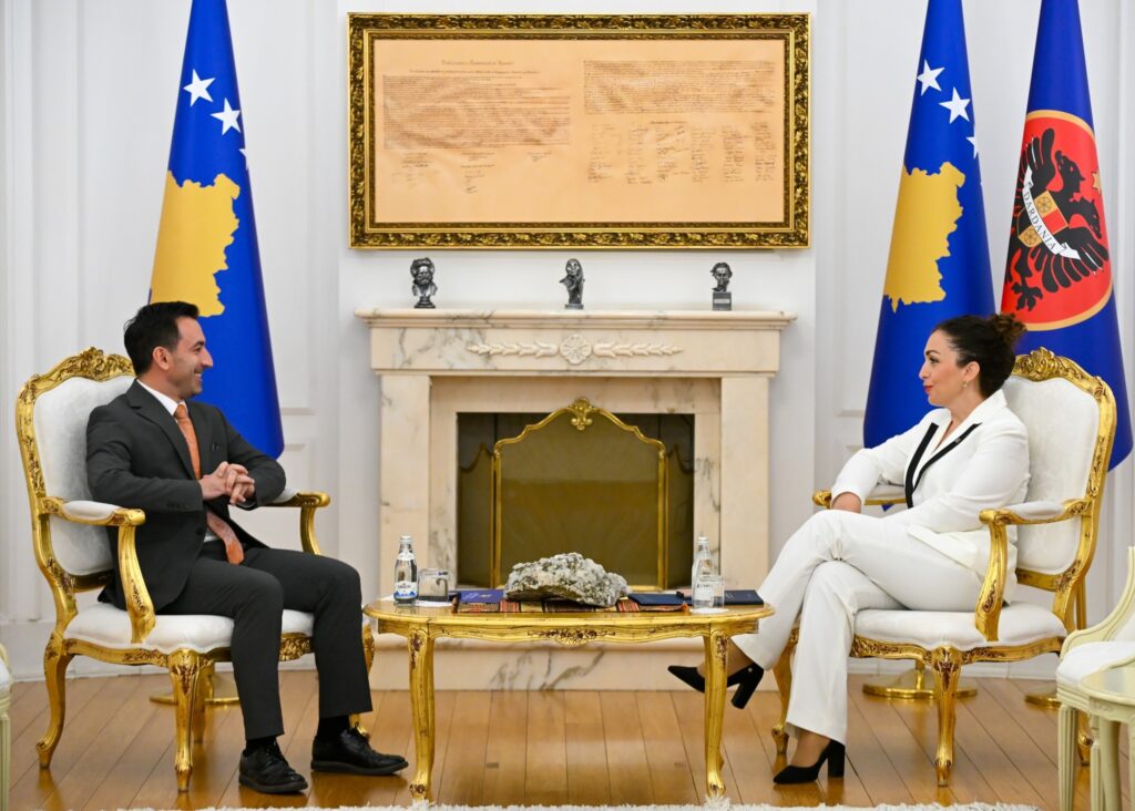 Presidentja Osmani priti në takim kryetarin e Kuvendit, z. Dimal Basha