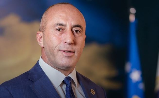 Haradinaj mbështetë protestën në Hagë