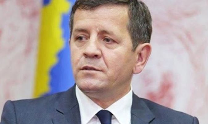 Mustafa: Manovrat në Politikë, Fundi i Pashmangshëm