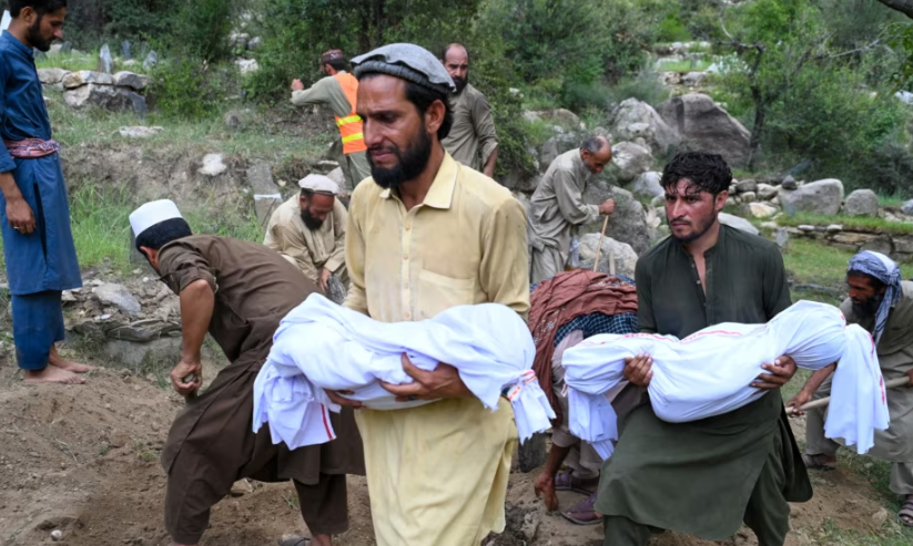 Tërmeti në Afganistan: Numri i të vdekurve kalon 1,400