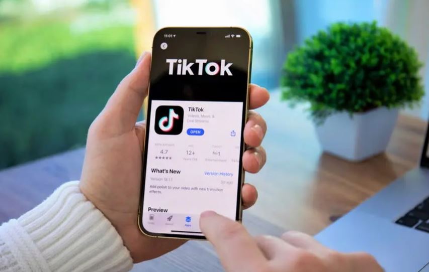 KPM bashkëpunon me zyrën e TikTok-ut për periudhën zgjedhore