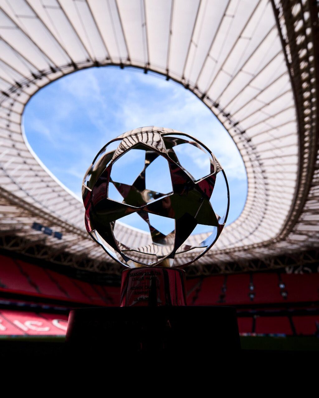 Rikthehet sonte spektakli i madh i futbollit evropian: UEFA Champions League