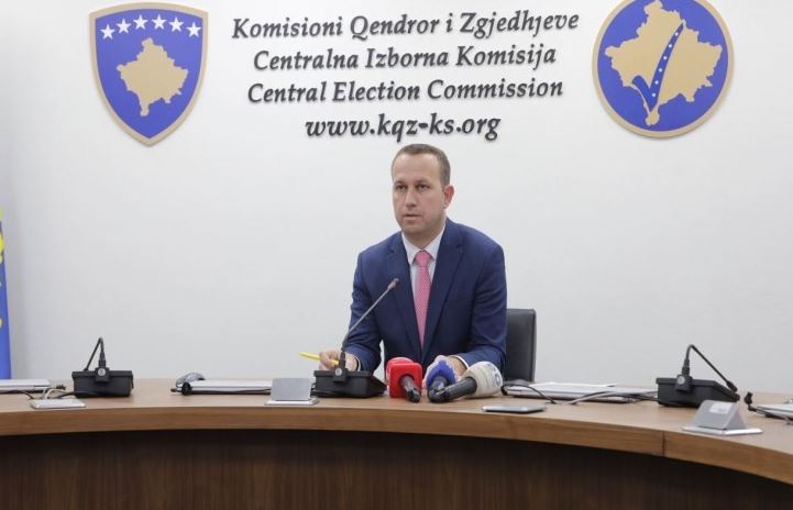 Elezi: Gjatë javës i dërgojmë të gjitha pakot me fletëvotime jashtë Kosovës