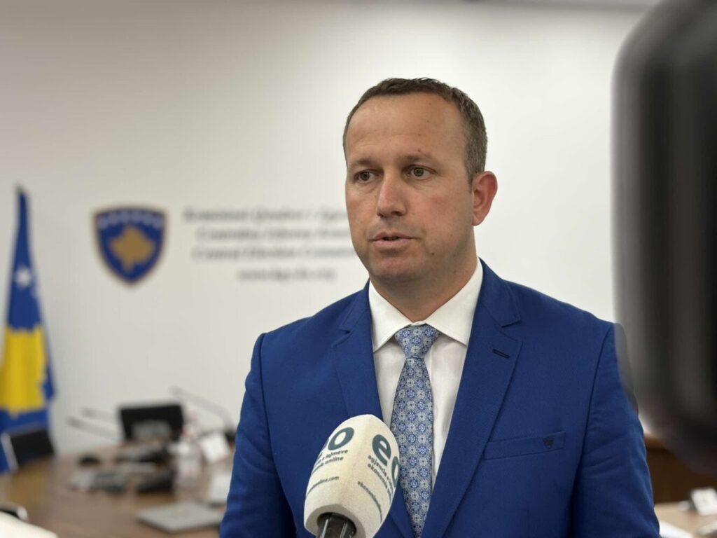 KQZ përgatit program për vëzhguesit ndërkombëtar