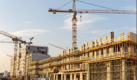 Goditet nga vinçi, vdes 35 vjeçari në vendin e punës