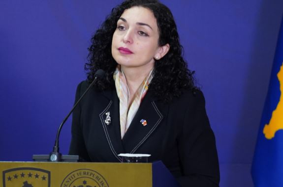 Presidentja Osmani: Do të ndërmarr masa ligjore ndaj mediave që përndjekin vajzat e mia