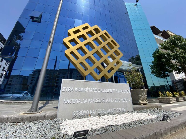 ZKA: Më 2024, mbi 60 mijë euro u dhanë për libra, pa plotësuar kriteret