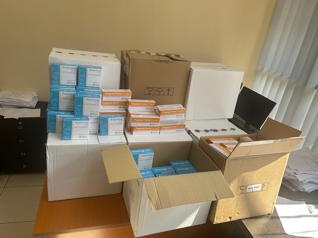 Dogana kap suplemente ushqimore të padeklaruara në vlerë mbi 5 mijë euro në Vërmicë