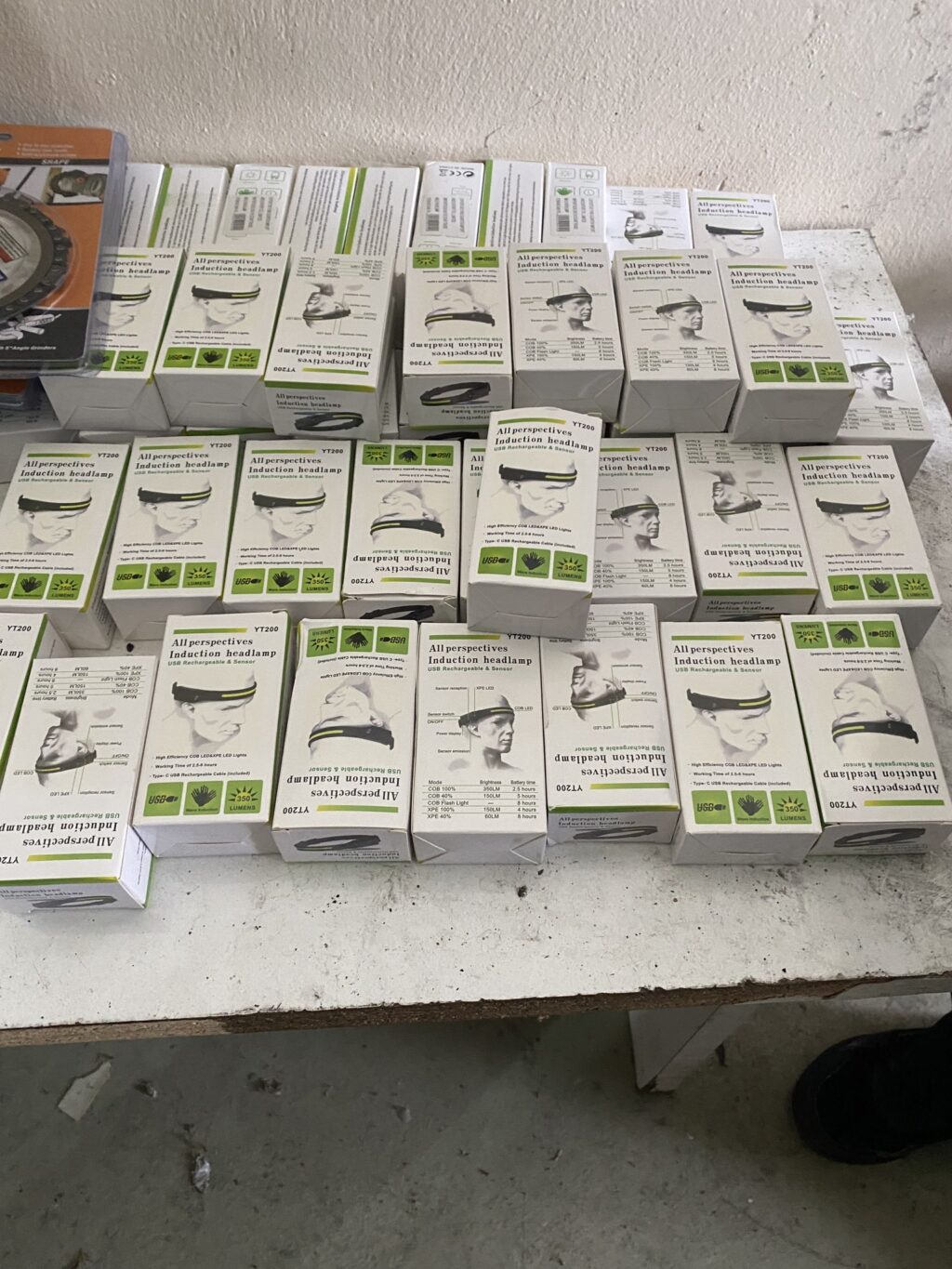 Janë ndaluar mallra të padeklaruara në Vërmicë