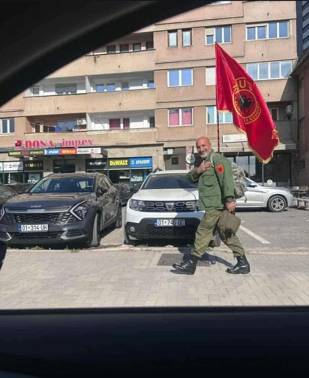 Veterani i UÇK-së, Agim Pllashniku niset këmbë në Tiranë