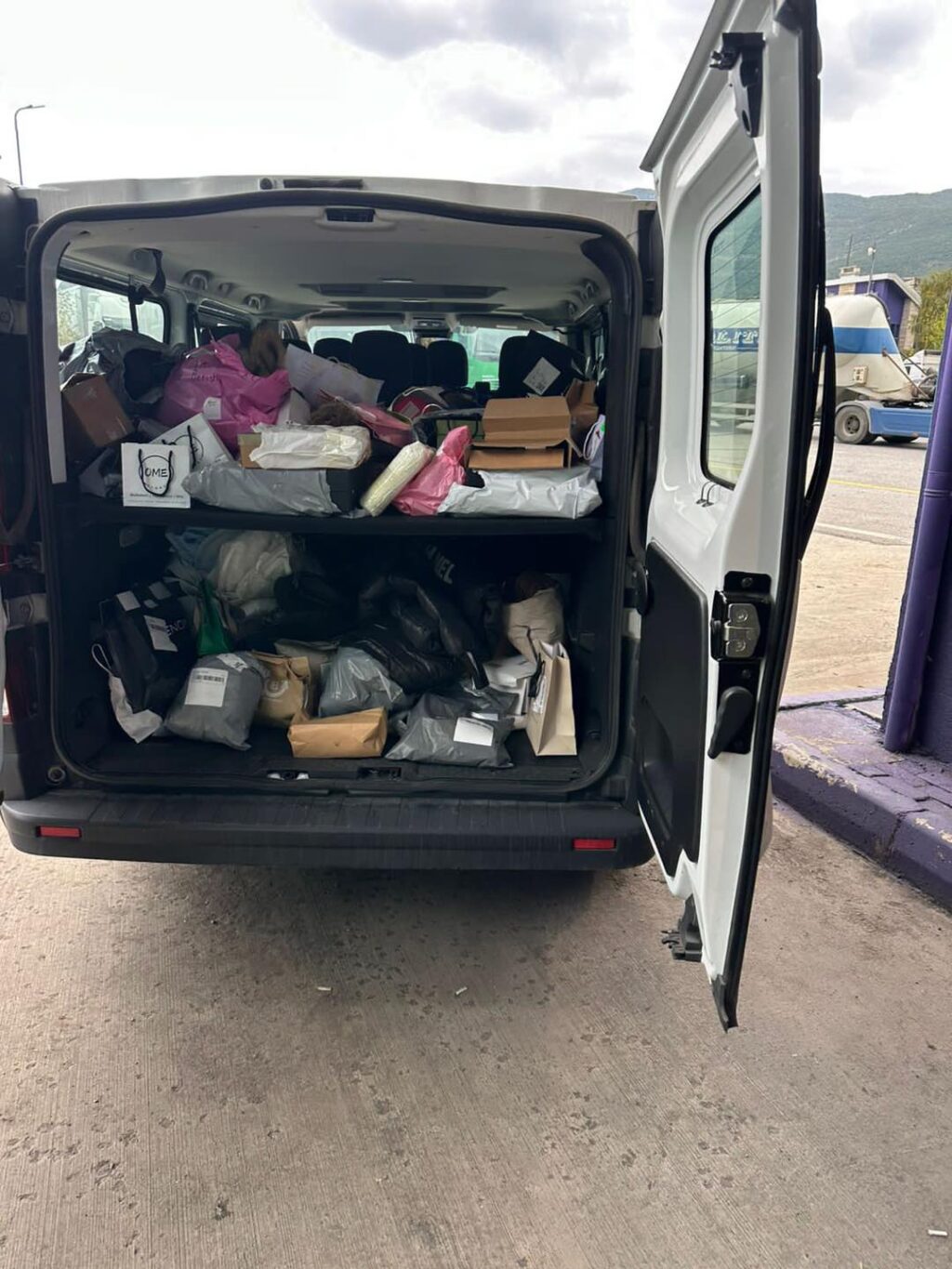 Dogana parandalon mallra në vlerë mbi 5000 euro në Vermicë