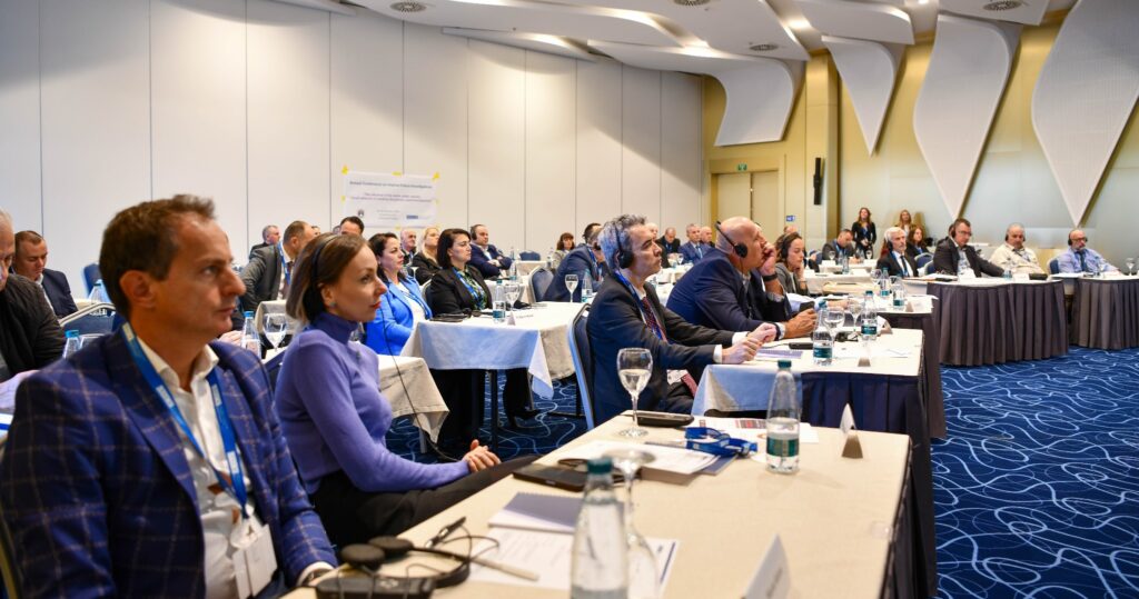 Konferencë mbi rolin e mediave dhe rrjeteve sociale në rastet disiplinore