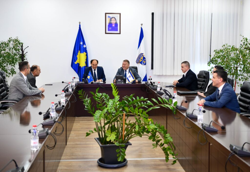 Nënshkruhet marrëveshje bashkëpunimi në mes të Policisë së Kosovës dhe UP