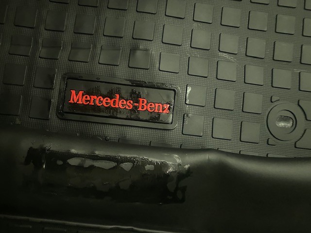 Dogana ndalon mallra të dyshuara për shkelje të të drejtave të pronësisë intelektuale