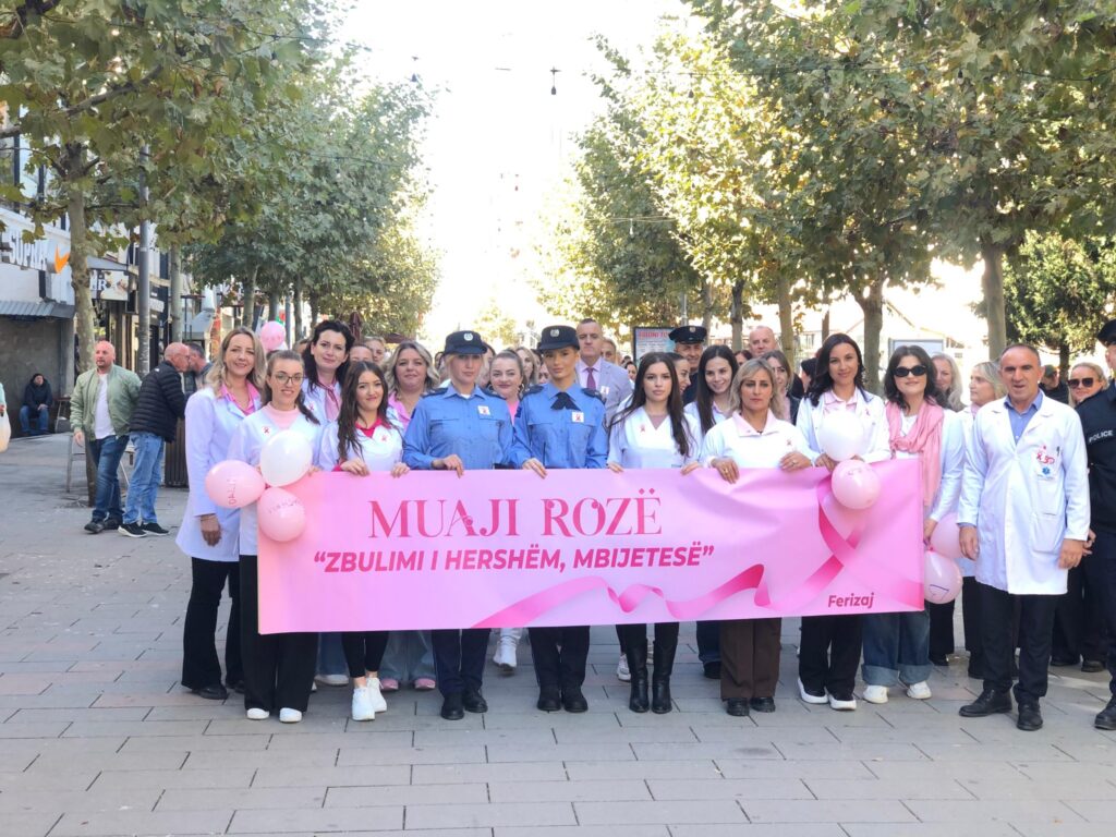 Policia Rajonale e Ferizajit mbështeti marshin sensibilizues për luftën kundër kancerit të gjirit