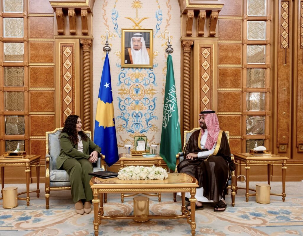 Osmani kërkoi viza elektronike për kosovarët gjatë takimit me Princin e Kurorës Saudite