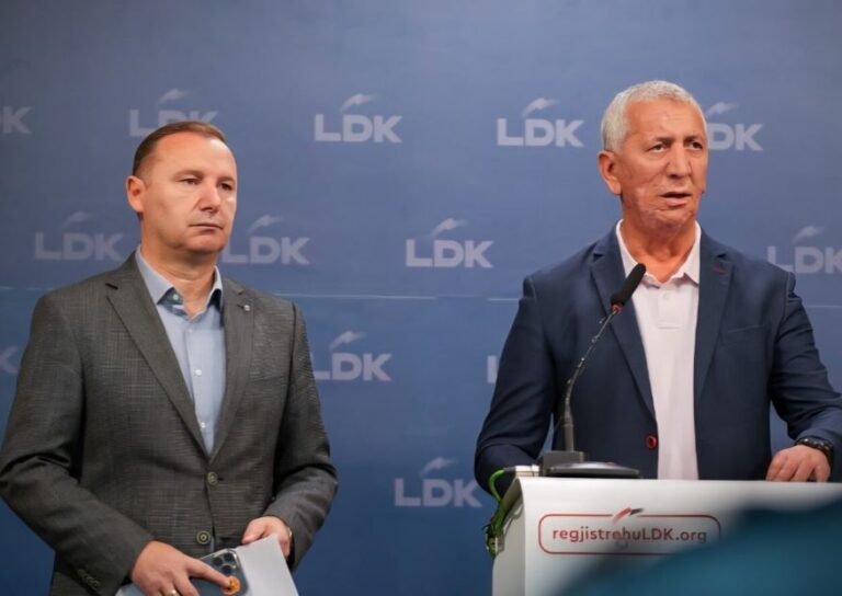 Quni: Nuk ka shantazh, as frikësim që e bën Armendin të kthejë kokën pas