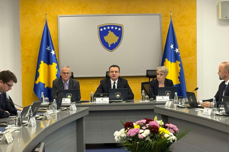 Kurti: Rriten pensionet duke filluar nga nesër nga 120 do të bëhet 150 euro