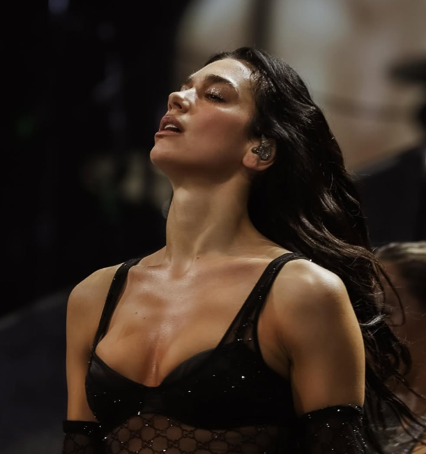 Dua Lipa kryeson listën e personave më të pasur në botë