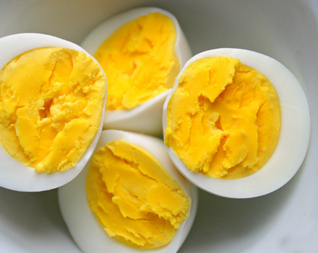 A janë të rrezikshme vezët për zemrën?