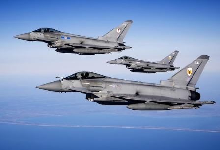 Avionët britanikë kryejnë mision 12-orësh me SHBA-në dhe NATO-n pranë kufirit rus