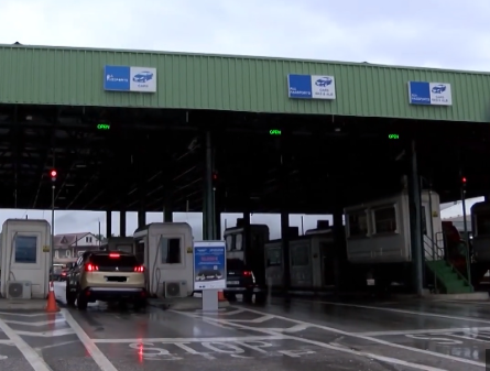 Në Morinë kanë hyrë dhe dalë mbi 4700 automjete për 24 orë