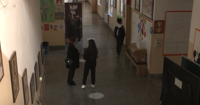 Tre të arrestuar në Fushë Kosovë, asistuan qytetarët në votim