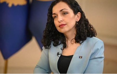 Osmani në Kopenhagë për Samitin e Komunitetit Politik Europian, BE ia vendos fusnotën Kosovës