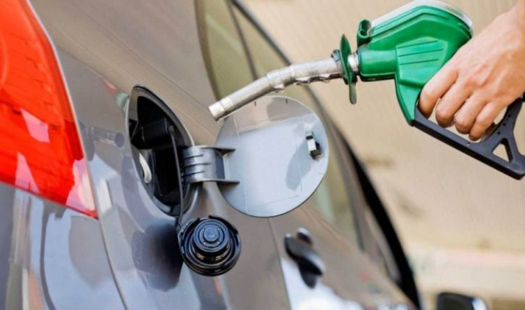 Bie çmimi global i naftës