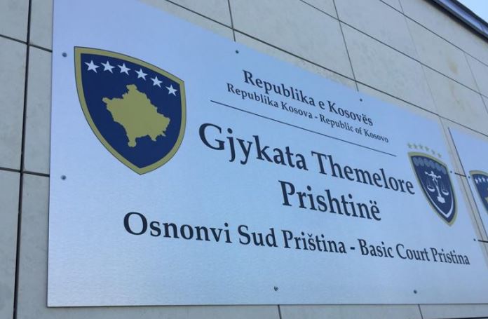 Gjykim në mungesë për tre serb të akuzuar për krime lufte