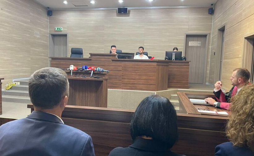 Shtyhet seanca gjyqësore pasi mungoi Sveçla