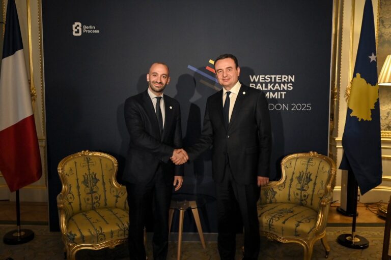 Kurti takon ministrin francez për Evropë, diskutojnë për forcimin e lidhjeve Kosovë – Francë