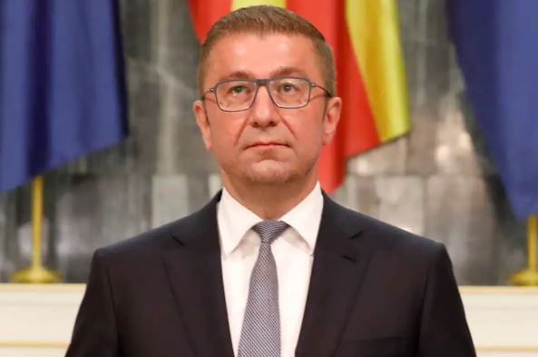 Mickoski për hyrjen e Selës në Qeveri: Në politikë është gjithçka e mundur