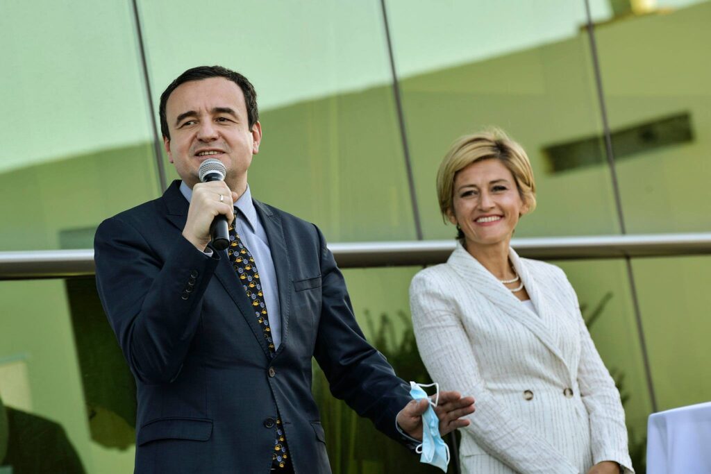 Kusari-Lila e pranon se Kurti nuk i ka votat për kryeministër