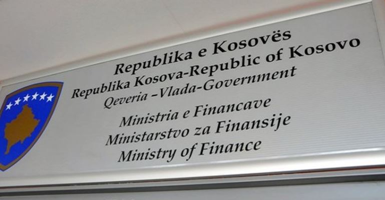 Ministria e Financave hap thirrjen për OJQ që mbështesin familjet e cenueshme