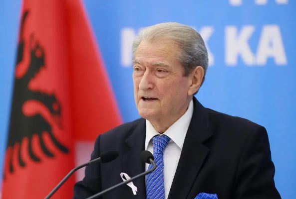 PD bojkoton marshimin për UÇK, Berisha i “gjuhet” Ramës