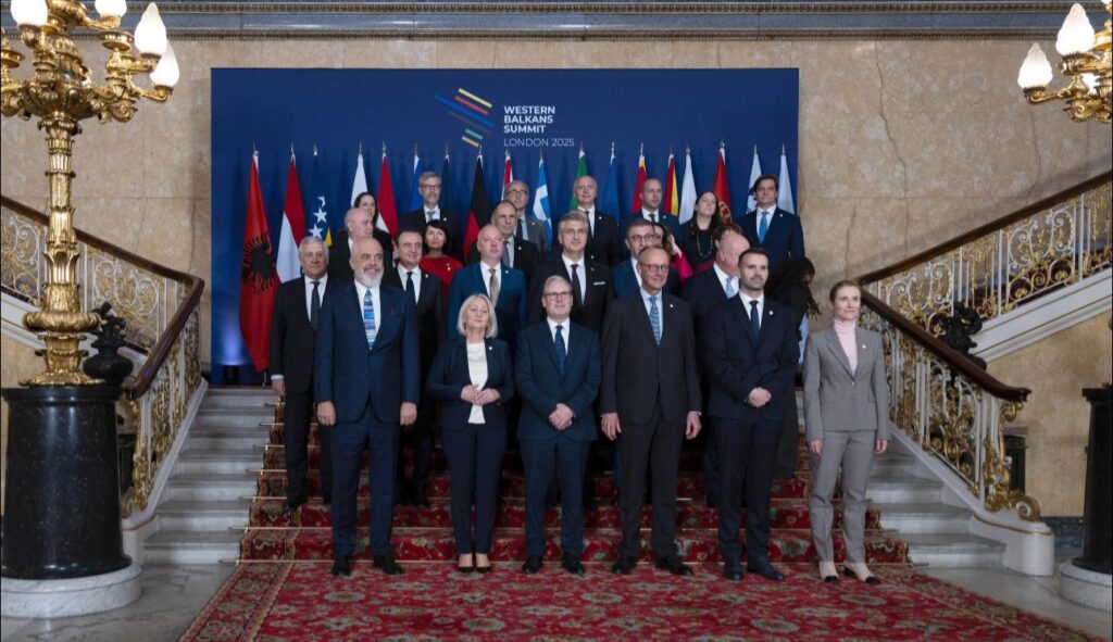 Fotoja familjare nga Samiti i Procesit të Berlinit në Londër