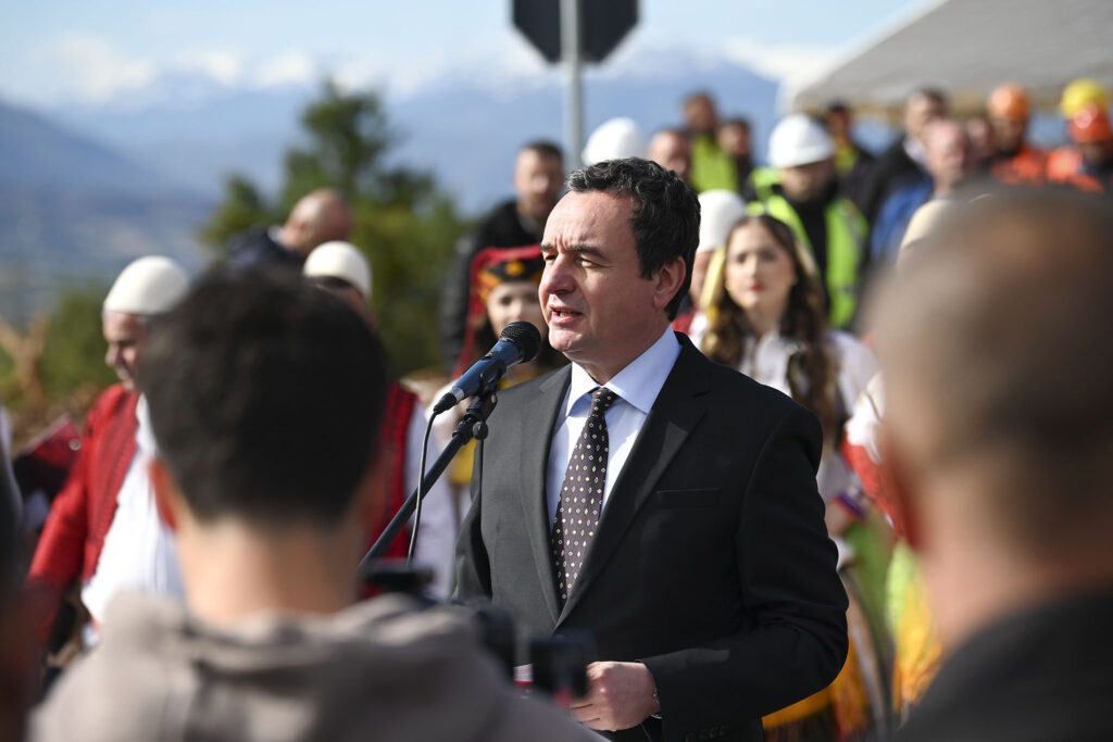 Kurti: Lidhja jonë me Shqipërinë, përveçse historike e shpirtërore, duhet të jetë edhe fizike