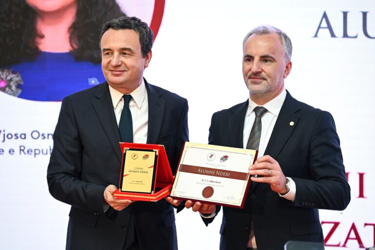 Kurti: Universiteti i Prishtinës është ngjarja më e madhe në historinë e Kosovës