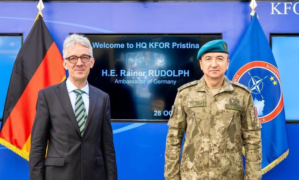 Ambasada gjermane: KFOR-i shtyllë kyçe e sigurisë në Ballkan