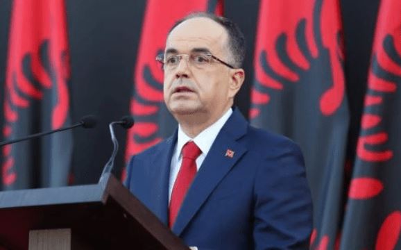 Begaj: Rajoni përballet me sfida sigurie por ka bërë përparim drejt BE-së