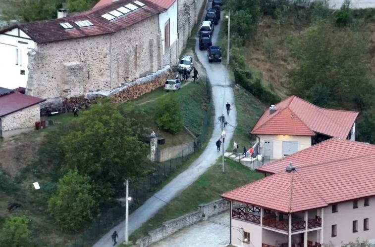 Serbia dhe Rusia kanë bashkëpunuar ngushtë për të nxitur destabilizim në Kosovë