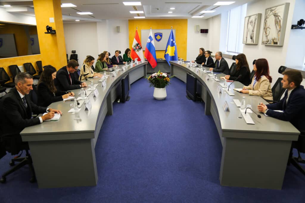 Bislimi shpreh mirënjohjen ndaj Austrisë dhe Sllovenisë për partneritetin e fuqishëm dhe të vazhdueshëm