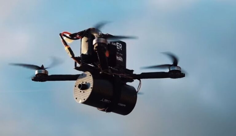 FSK-ja pajiset me dron SkyDagger 15 të prodhimit turk