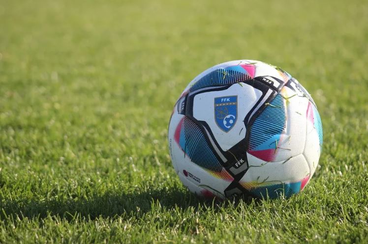 Xhiroja e tetë e Superligës së Kosovës në futboll do të zhvillohet edhe të shtunën