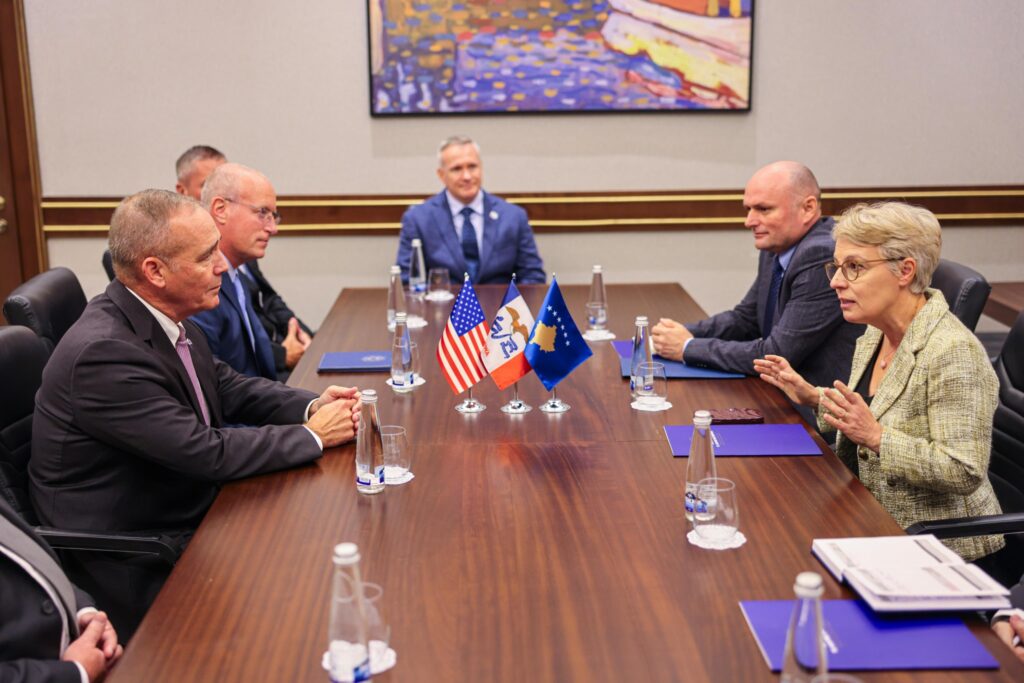 Gërvalla pret delegacionin nga Iowa